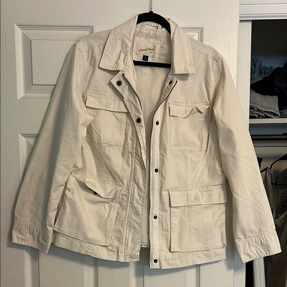 Universal Thread Cream Jacket